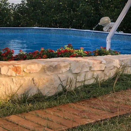 بيت للعطل Messera